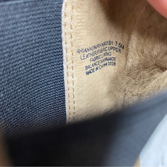 Steve Madden Rhiannon Cognac Suede Chelsea Bootie 7 1/2 M - Picture 12 of 15